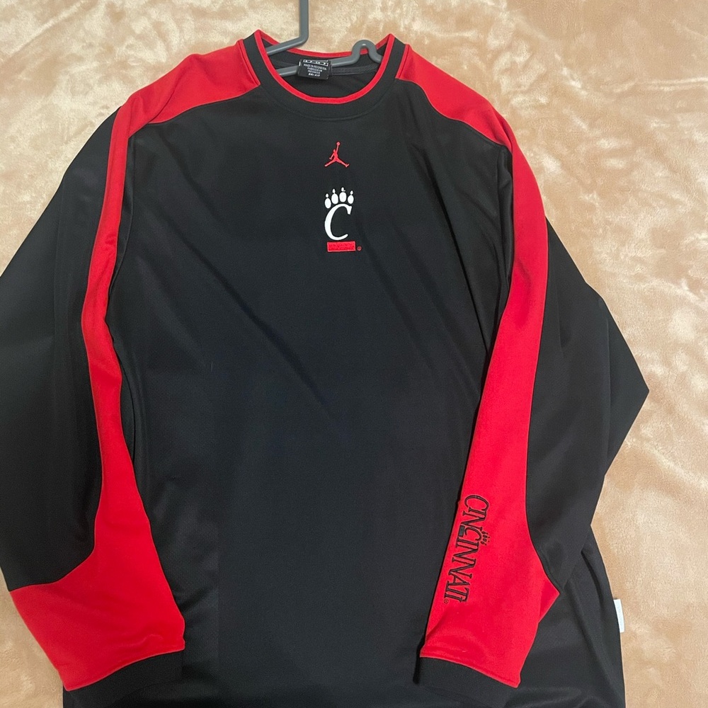 Rare/Vintage Jordan Cincinnati WarmUp